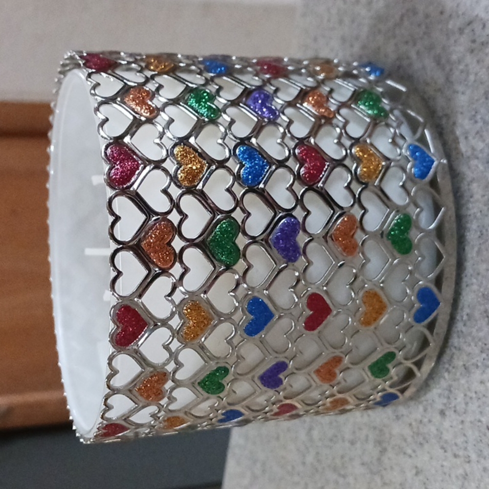 Bath & Body Works Glittery Rainbow Hearts Candle Holder